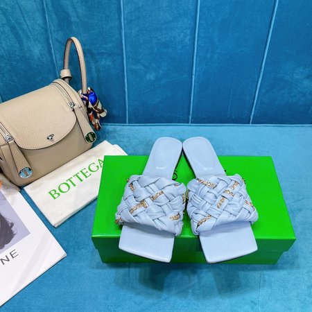 Bottega Veneta Woven soft leather slippers