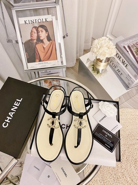 Chanel Lambskin Bow CC Logo