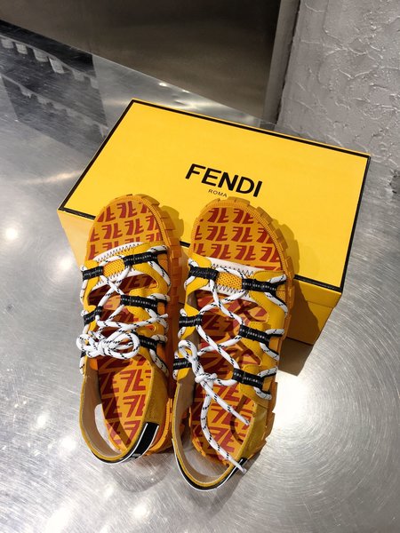 Fendi Fendi print sandals