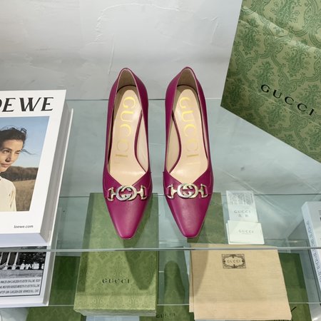 Gucci Strap slippers leather