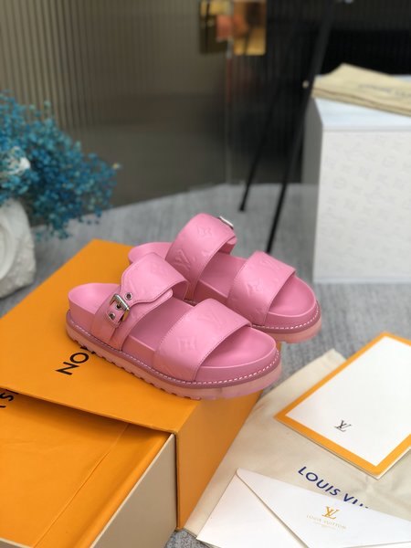 Louis Vuitton Sandals sheepskin edging cowhide embossed Monogram