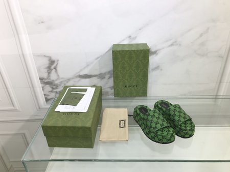Gucci Slippers color GG cloth + inner cowhide