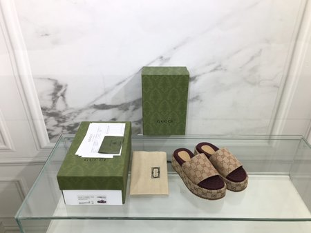 Gucci Slippers color GG cloth + inner cowhide
