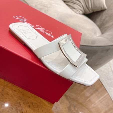 Roger Viver Classic Buckle Toe Flat Slides