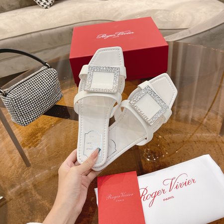 Roger Viver Classic Buckle Toe Flat Slides