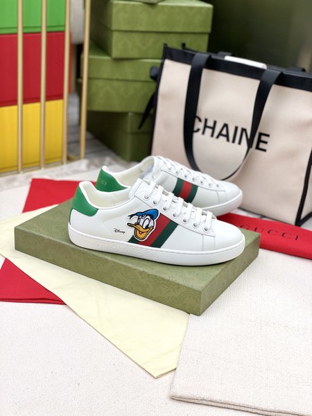 Gucci Classic bee sneakers