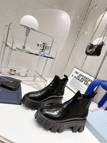 Prada Dark series thick-soled elastic short boots Moto boots