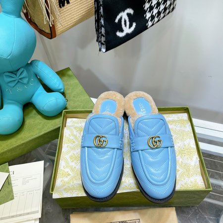 Gucci wool slippers