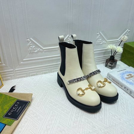 Gucci Wear-resistant outsole in nappa leather inside the boots, heel height: 4cm