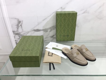 Gucci Fur slippers