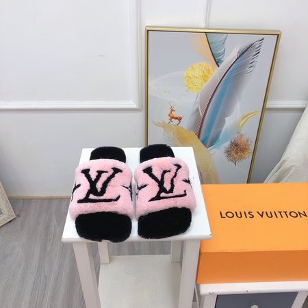 Louis Vuitton LV rex rabbit fur slippers