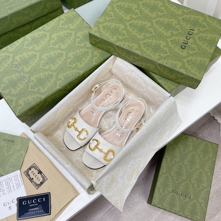 Gucci Gold Logo Go Sandal Slippers