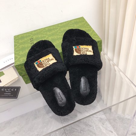 Gucci x TNF joint wool slippers