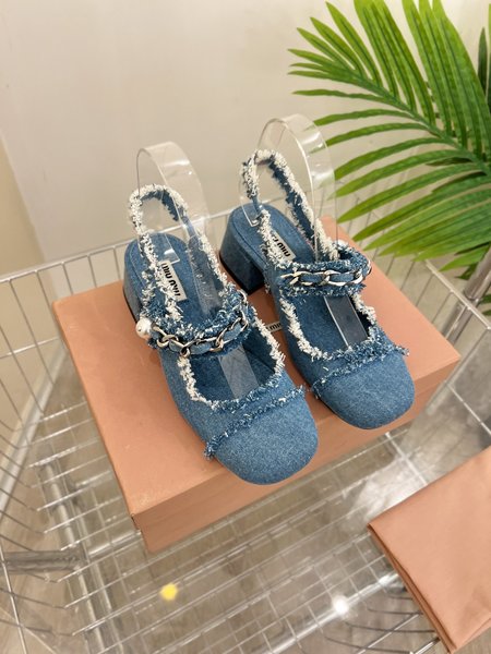 Miu Miu Women s Shoes Denim Top Italian Leather Outsole 4cm Heel Height