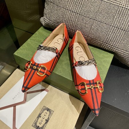 Gucci G chain flats
