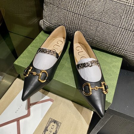Gucci G chain flats