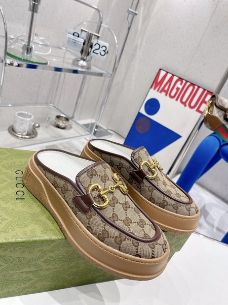 Gucci platform jacquard half slides