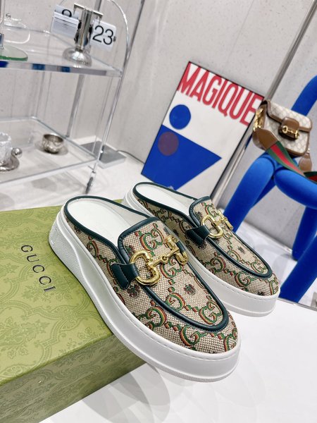Gucci platform jacquard half slides