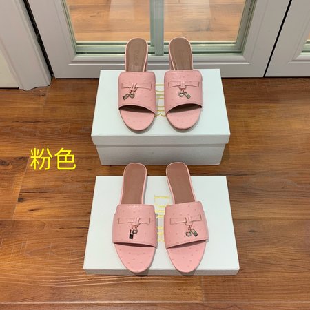 LP Ostrich slides in embossed cowhide