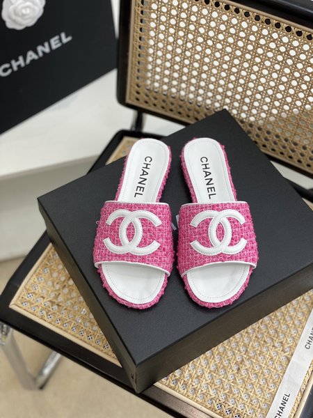 Chanel slippers
