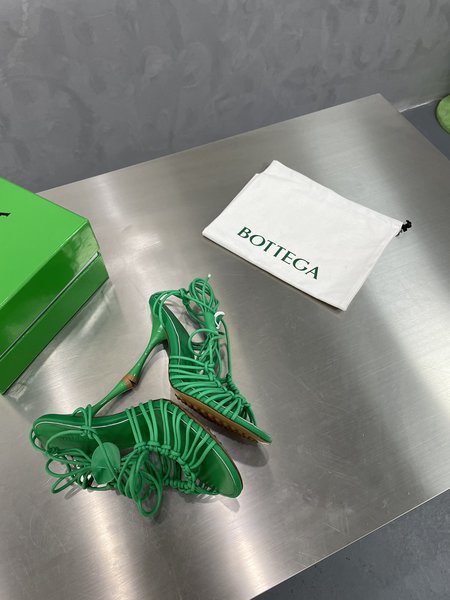 Bottega Veneta Handmade genuine leather Roman lace-up shoes