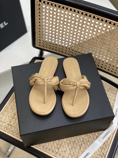 Chanel chain flip flop sandals