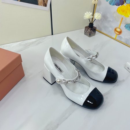 Miu Miu Two-Tone Panel Stretch Elephant Shoes