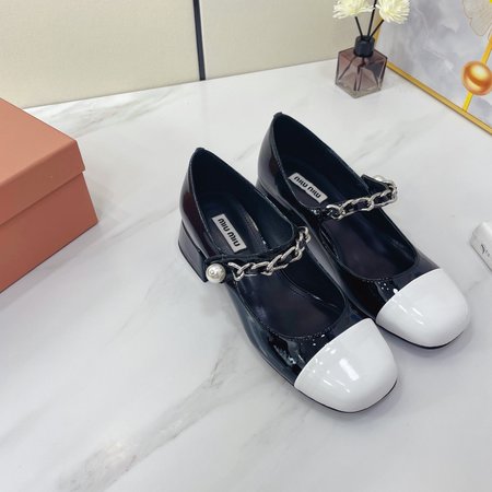 Miu Miu Two-Tone Panel Stretch Elephant Shoes