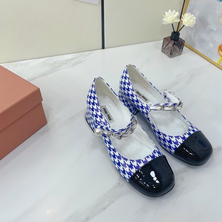 Miu Miu Two-Tone Panel Stretch Elephant Shoes