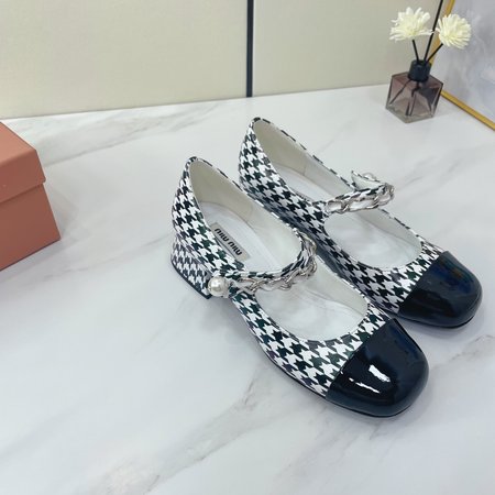 Miu Miu Two-Tone Panel Stretch Elephant Shoes