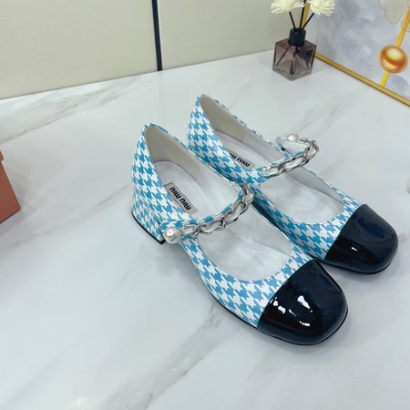 Miu Miu Two-Tone Panel Stretch Elephant Shoes