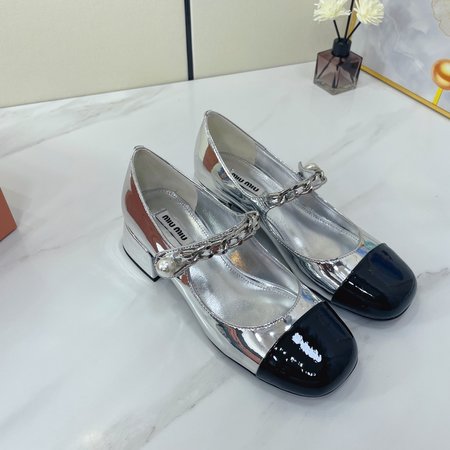 Miu Miu Two-Tone Panel Stretch Elephant Shoes