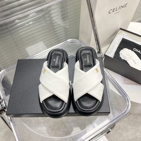 Chanel honey thick bottomed bread slippers