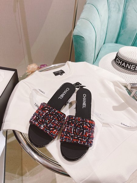 Chanel Embossed slippers