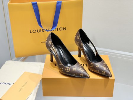 Louis Vuitton Smooth cowhide high heels MonoGram series