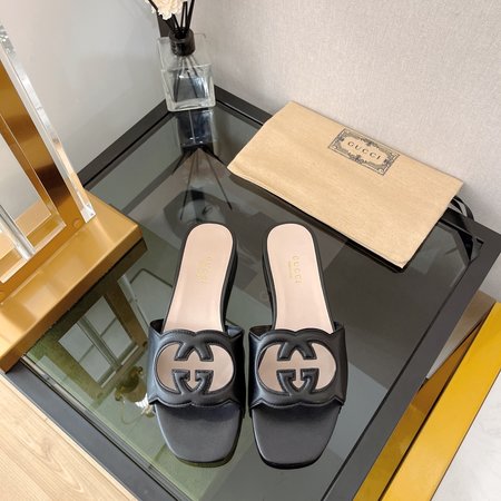 Gucci Slippers Flat Chunky Heel Classic GG Monogram