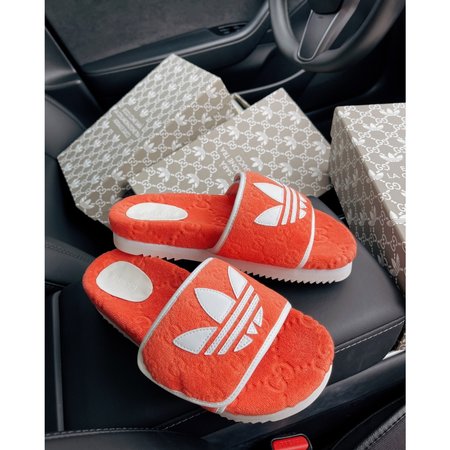 Gucci x Adidas collaboration retro slippers