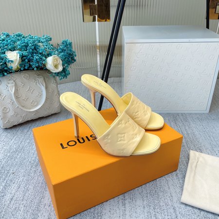 Louis Vuitton REVIVAL slippers Revival
