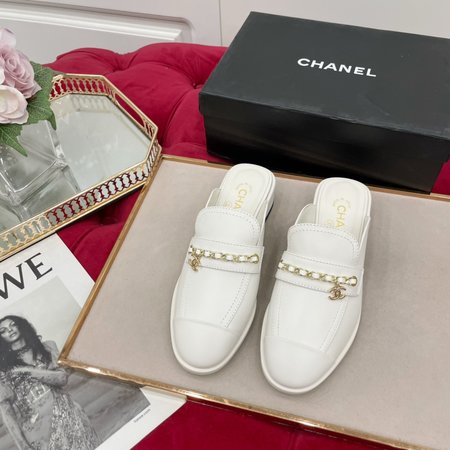 Chanel chain buckle slides