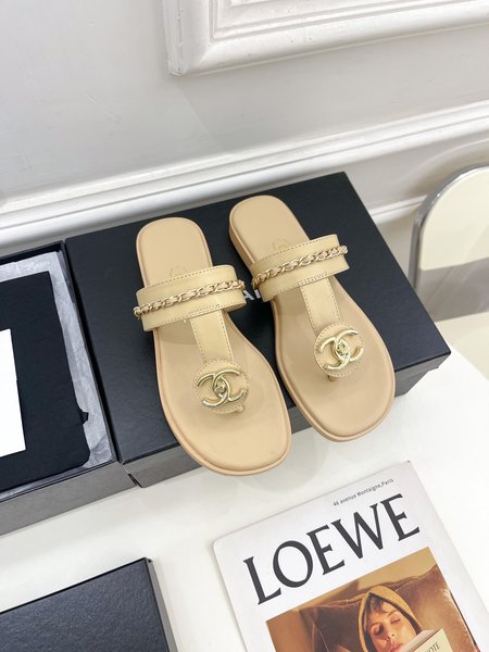 Chanel CC slippers series