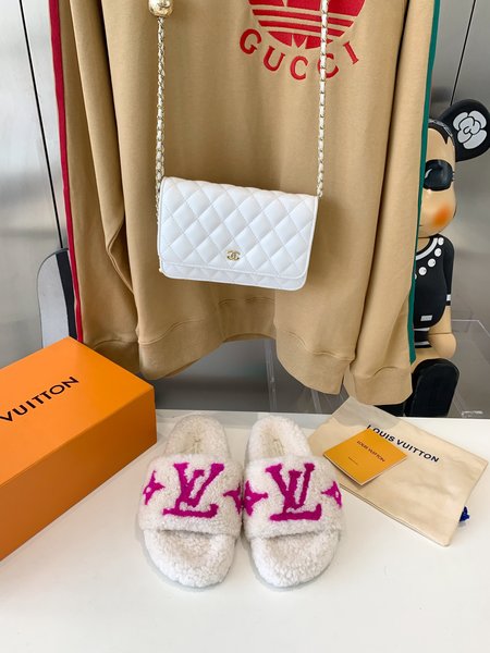 Louis Vuitton teddy fur slippers