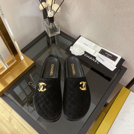 Chanel Rhombus Half Slippers Large CC Metal Jewelry Buckle Decoration