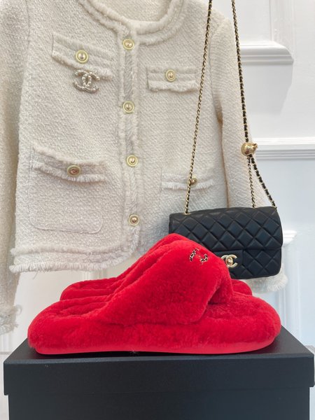 Chanel CC wool slippers