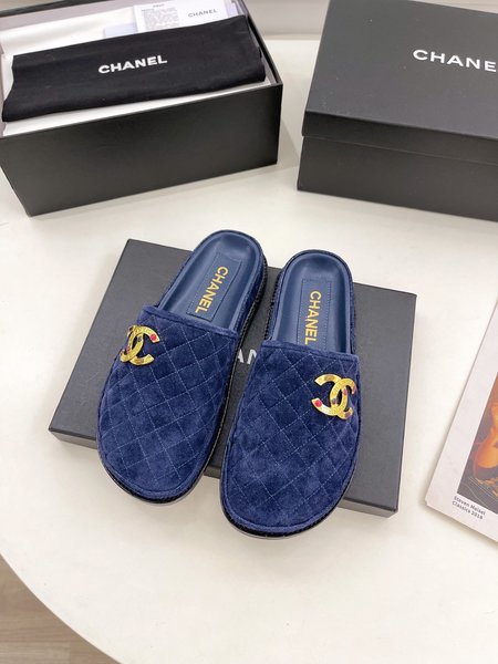 Chanel half slippers sheepskin