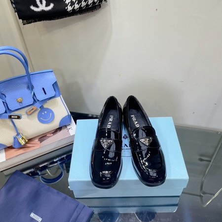 Prada Cowhide patent leather Loafers
