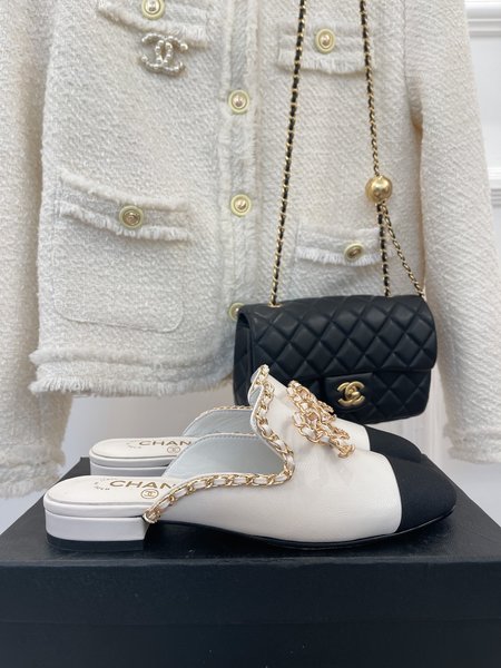 Chanel Chain Butterfly lambskin
