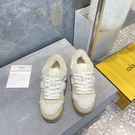 Fendi casual flat shoes