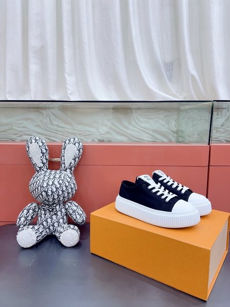 Miu Miu Premium sneakers