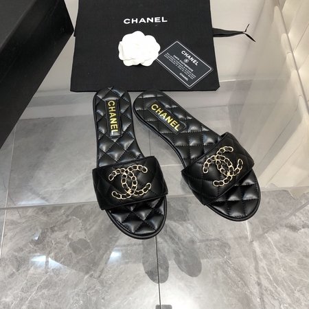 Chanel CC chain buckle slippers