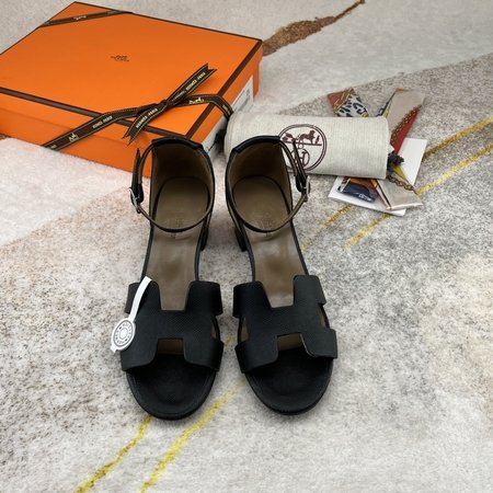 Hermes Epsom leather Santorini sandals